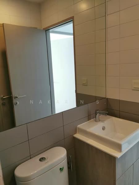 IDEO MOBI Sukhumvit 81, Bangkok, 2097 Sukhumvit Road, Bang Chak, Phra Khanong, Bangkok, 2 Bedrooms, 45 sqm, Condo For Rent, by Nakarin S., 500283032 - DDproperty.com