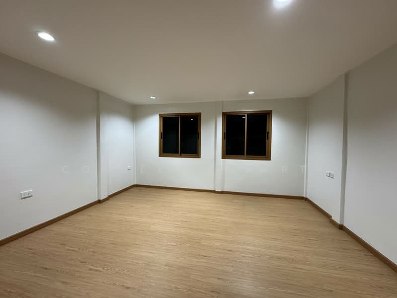 Newly Renovated 2-Storey Townhouse-Prachachuen Soi 6, Bangkok, ประชาชื่น, Bang Sue, Bang Sue, Bangkok, 3 Bedrooms, 110 sqm, Townhouse For Sale, by Connex Property, 500283035 - DDproperty.com