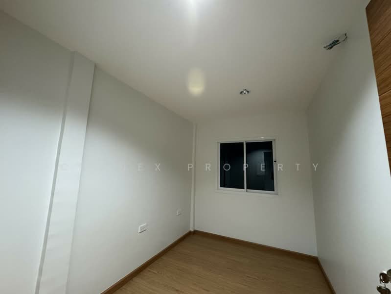 ทาวน์เฮ้าส์ 2ชั้น รีโนเวทใหม่ ประชาชื่น 6, กรุงเทพ, ประชาชื่น, บางซื่อ, บางซื่อ, กรุงเทพ, 110 ตร.ม., ทาวน์เฮ้าส์ ขาย, โดย Connex Property, 500283035 - DDproperty.com