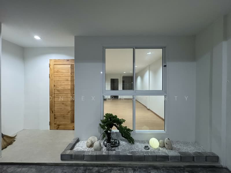 Newly Renovated 2-Storey Townhouse-Prachachuen Soi 6, Bangkok, ประชาชื่น, Bang Sue, Bang Sue, Bangkok, 3 Bedrooms, 110 sqm, Townhouse For Sale, by Connex Property, 500283035 - DDproperty.com