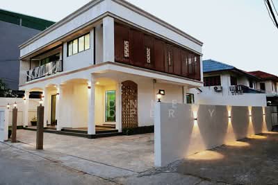ขาย - บ้านเดี่ยวหลังมุม ซอยนวมินทร์ 127, กรุงเทพ