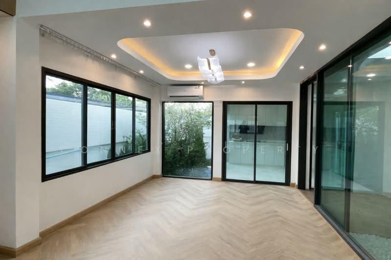 บ้านเดี่ยวหลังมุม ซอยนวมินทร์ 127, กรุงเทพ, นวลจันทร์, นวลจันทร์, บึงกุ่ม, กรุงเทพ, 350 ตร.ม., บ้านเดี่ยว ขาย, โดย Connex Property, 500283062 - DDproperty.com
