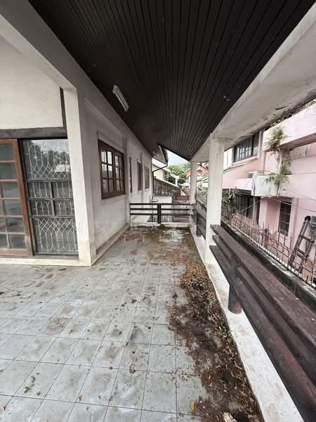 บ้านหลังมุม ที่ดินสวยหายาก ศรีนครินทร์45 การเดินทางสะดวก สร้างบ้านสวยมาก ถนนศรีนครินทร์ 45, กรุงเทพ, ศรีนครินทร์45, ประเวศ, กรุงเทพ, 180 ตร.ม., บ้านเดี่ยว ขาย, โดย Nutthavadee Kittihut, 500283076 - DDproperty.com