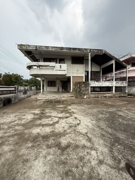 บ้านหลังมุม ที่ดินสวยหายาก ศรีนครินทร์45 การเดินทางสะดวก สร้างบ้านสวยมาก ถนนศรีนครินทร์ 45, กรุงเทพ, ศรีนครินทร์45, ประเวศ, กรุงเทพ, 180 ตร.ม., บ้านเดี่ยว ขาย, โดย Nutthavadee Kittihut, 500283076 - DDproperty.com