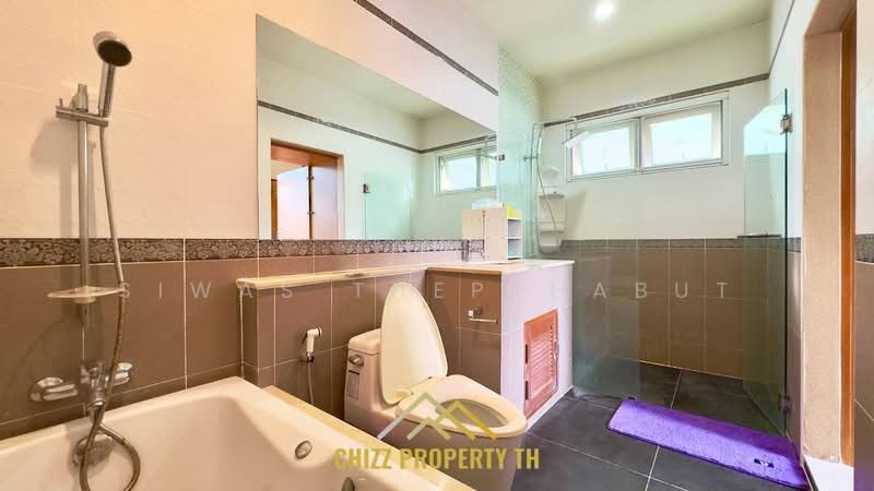 Pet Friendly Villa for Rent in South Pattaya, Chon Buri (Pattaya), Nong Hin Road, Bang Lamung, Bang Lamung (Pattaya), Chon Buri (Pattaya), 6 Bedrooms, 300 sqm, Villa For Rent, by Siwas Thepphabut, 500283081 - DDproperty.com