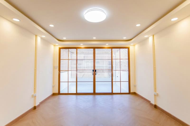 2 Storey townhouse in soi lat Phrao 63,Yaek 14, Bangkok, ลาดพร้าว, Wang Thonglang, Wang Thonglang, Bangkok, 2 Bedrooms, 140 sqm, Townhouse For Sale, by Connex Property, 500283135 - DDproperty.com