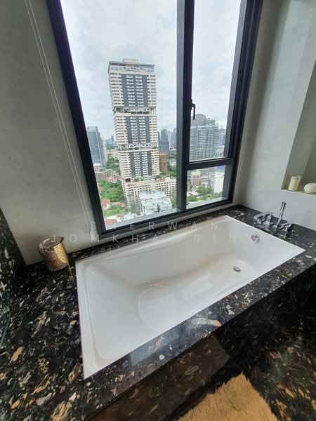 BEATNIQ Sukhumvit 32, Bangkok, Soi Sukhumvit 32, Sukhumvit Road, Khong Tan, Khlong Toei, Bangkok, 2 Bedrooms, 84 sqm, Condo For Rent, by Sherwan Jomkhamsing, 500283157 - DDproperty.com