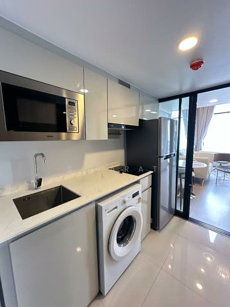 SOHO Bangkok Ratchada, Bangkok, 74 Pracha Rat Bamphen Rd, Huai Khwang, Huai Khwang, Bangkok, 1 Bedroom, 38 sqm, Condo For Rent, by Suparat, 500283165 - DDproperty.com