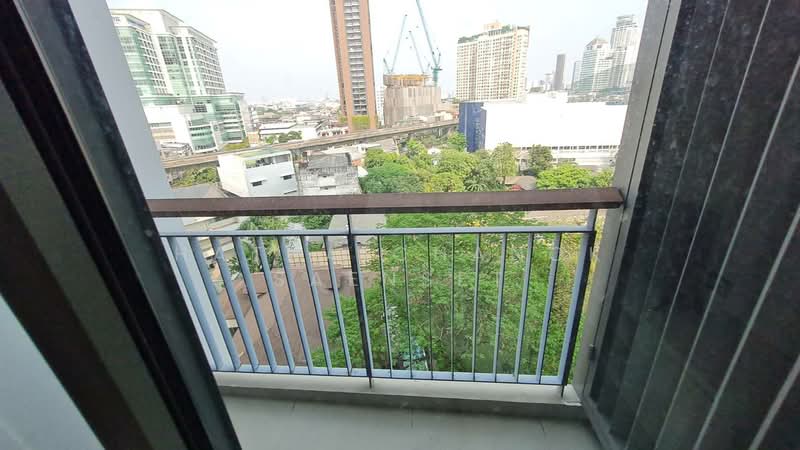 Rhythm Sukhumvit 42, Bangkok, Soi Sukhumvit 42, Sukhumvit Road, Phra Kanong, Khlong Toei, Bangkok, 1 Bedroom, 50 sqm, Condo For Rent, by Hathaichanok Saenset, 500283179 - DDproperty.com