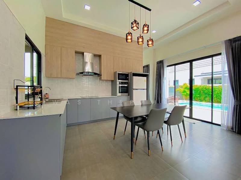 For Rent - Modern Villa for Rent near Maprachan Lake, Chon Buri (Pattaya)