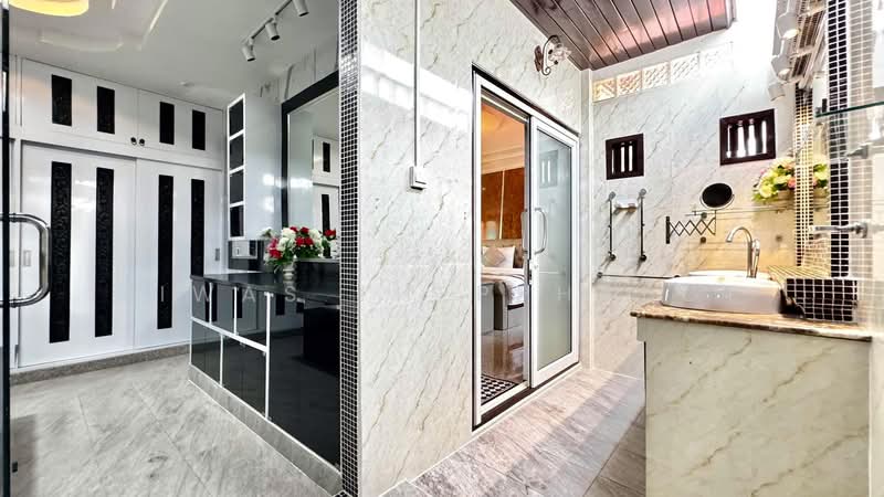 Thaibali Villa for Sale near Walking Street | 4-6% Roi, Chon Buri (Pattaya), Chateau Dale, Bang Lamung, Bang Lamung (Pattaya), Chon Buri (Pattaya), 5 Bedrooms, 375 sqm, Villa For Sale, by Siwas Thepphabut, 500283222 - DDproperty.com