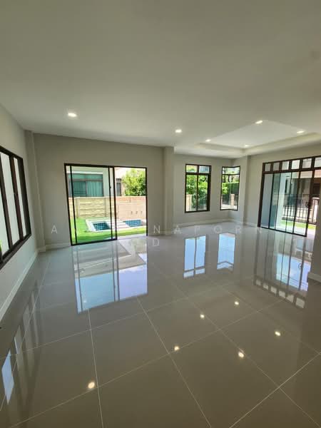 Burasiri Sanambinnam, Nonthaburi, Sanambinnam Road, Tha-Sai, Muang Nonthaburi, Nonthaburi, 3 Bedrooms, 196 sqm, Single Detached House For Sale, by Angsanaporn D, 500283267 - DDproperty.com