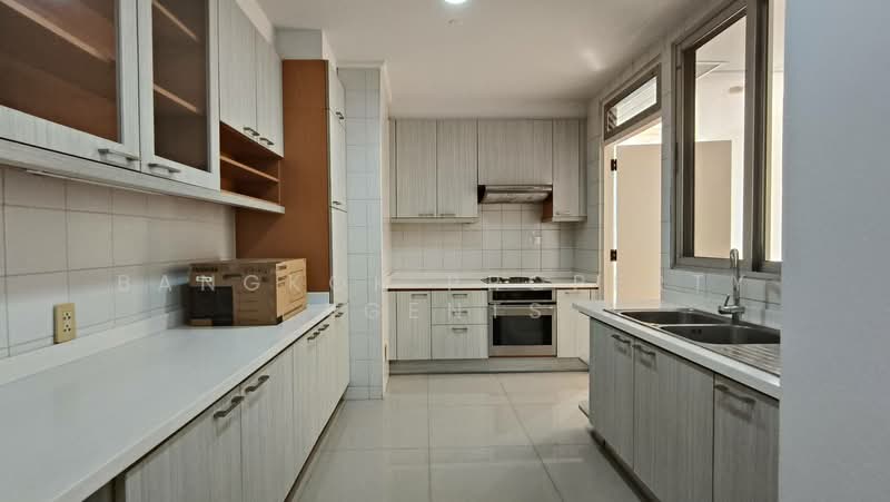 Krungthep Thani Tower, Bangkok, 56 Soi Sukhumvit 24, Khong Tan, Khlong Toei, Bangkok, 3 Bedrooms, 230 sqm, Condo For Rent, by BANGKOK PROPERTY AGENTS, 500283280 - DDproperty.com