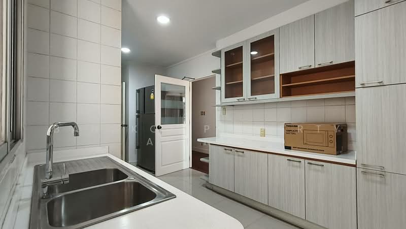 Krungthep Thani Tower, Bangkok, 56 Soi Sukhumvit 24, Khong Tan, Khlong Toei, Bangkok, 3 Bedrooms, 230 sqm, Condo For Rent, by BANGKOK PROPERTY AGENTS, 500283280 - DDproperty.com