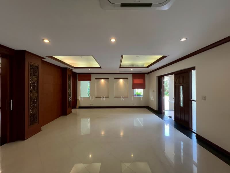For Rent - Rare Find! Spacious House for Rent in Prime Bangkok Location, Bangkok