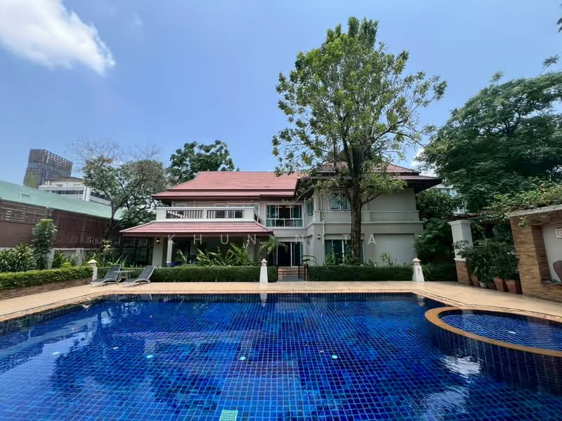 Rare Find! Spacious House for Rent in Prime Bangkok Location, กรุงเทพ, คลองตันเหนือ, วัฒนา, กรุงเทพ, 450 ตร.ม., บ้านเดี่ยว ให้เช่า, โดย Khun Nita, 500283286 - DDproperty.com