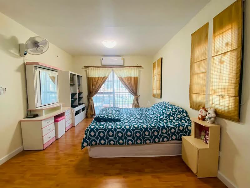 Pruksa Village 1 Lumlukka Klong 6, Pathum Thani, Soi Bueng Kham Phroi, Bung Kham Proi, Lam Luk Ka, Pathum Thani, 4 Bedrooms, 216 sqm, Single Detached House For Sale, by Itthiwat Chulaolan, 500283318 - DDproperty.com