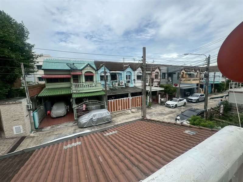 ทาวน์เฮ้าส์ 2 ชั้น 36 ตร.ว. หมู่บ้านยิ่งโอฬาร ซอยวิภาวดีรังสิต43, Bangkok, ถนนวิภาวดีรังสิต, Sanam Bin, Don Mueang, Bangkok, 4 Bedrooms, 150 sqm, Townhouse For Sale, by คุณ ณัติรุจน์ ไชยสุนทรพฤกษ์ (ที), 500283321 - DDproperty.com