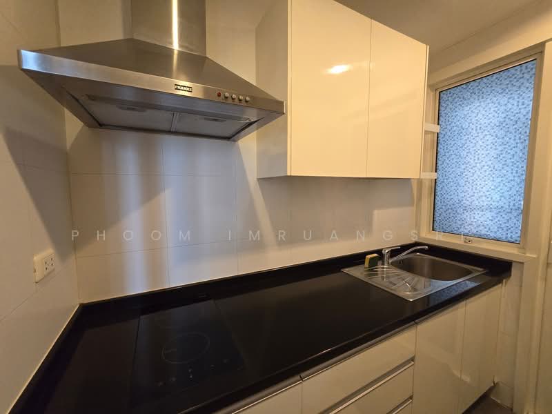 Siri Residence : สิริ เรสซิเด้นซ์, กรุงเทพ, 21 ซอยสุขุมวิท 24, คลองตัน, คลองเตย, กรุงเทพ, 60 ตร.ม., คอนโด ให้เช่า, โดย Phoom Imruangsri, 500283326 - DDproperty.com