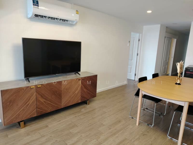 State Tower, Bangkok, 1055 Silom Road, Silom, Bang Rak, Bangkok, 3 Bedrooms, 127 sqm, Condo For Rent, by Phoom Imruangsri, 500283359 - DDproperty.com