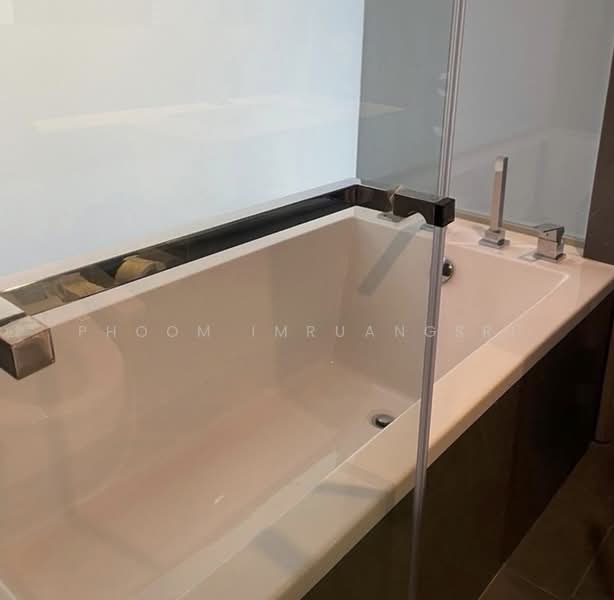 The Esse at Singha Complex, Bangkok, 1788 New Petchaburi Rd, Khlongtoei Nua, Watthana, Bangkok, 1 Bedroom, 48 sqm, Condo For Rent, by Phoom Imruangsri, 500283365 - DDproperty.com