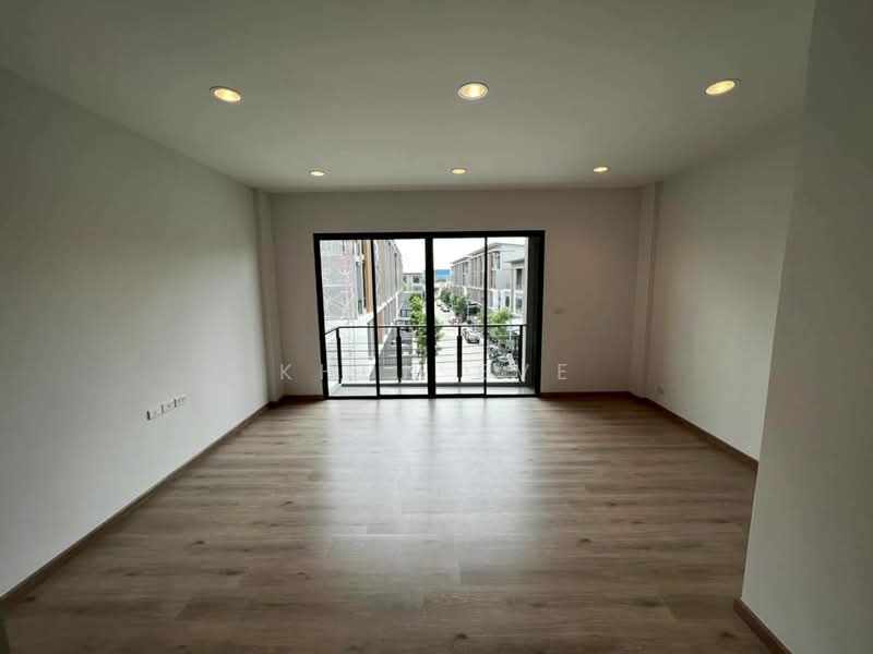 Premium Place Phaholyothin-Ramintra, Bangkok, Tha Rang, Bang Khen, Bangkok, 4 Bedrooms, 170 sqm, Townhouse For Rent, by Khun Eve, 500283438 - DDproperty.com