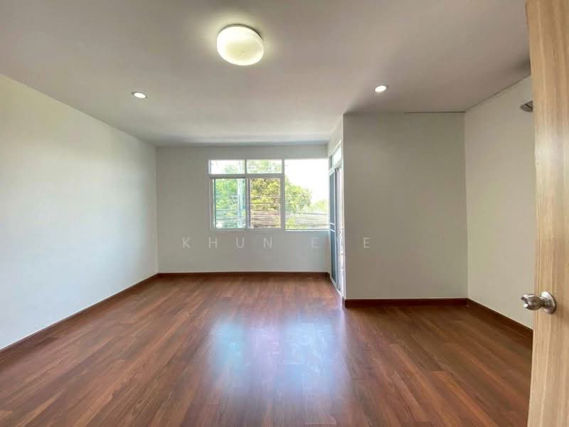 Townhome for rent Lat Phrao 71 ( SPSEVE1891 ), Bangkok, นาคนิวาส, Lat Phrao, Lat Phrao, Bangkok, 4 Bedrooms, 225 sqm, Townhouse For Rent, by Khun Eve, 500283448 - DDproperty.com