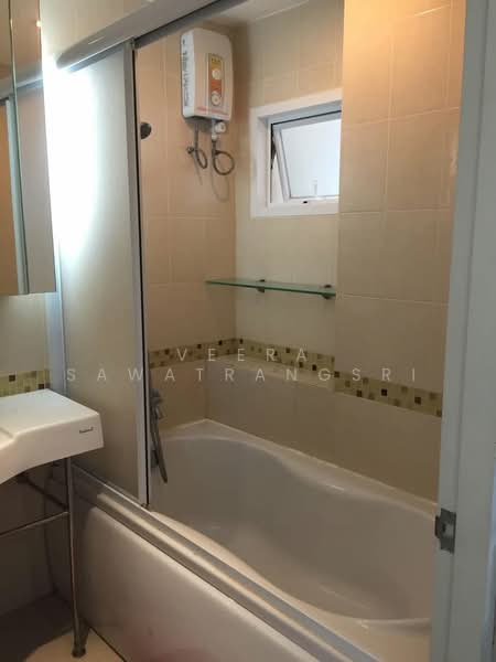 Life @ Ratchada, Bangkok, 36 Soi Lat Phrao 36, Chan Kasem, Chatuchak, Bangkok, Studio, 35 sqm, Condo For Sale, by Veera Sawatrangsri, 500283473 - DDproperty.com
