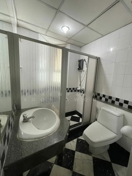 Baan Pathumwan, Bangkok, Phayathai, Thung Phaya Thai, Ratchathewi, Bangkok, 2 Bedrooms, 50 sqm, Condo For Rent, by Praewpakar Soontawong, 500283519 - DDproperty.com