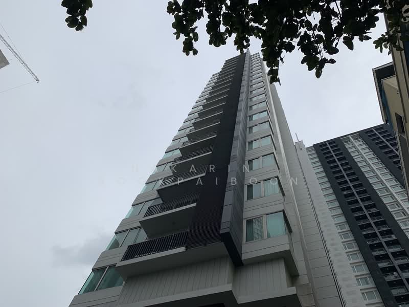 Siri At Sukhumvit, Bangkok, 902 Sukhumvit Road, Phra Kanong, Khlong Toei, Bangkok, 3 Bedrooms, 110 sqm, Condo For Rent, by Nakarin  Sookpaiboon, 500283576 - DDproperty.com