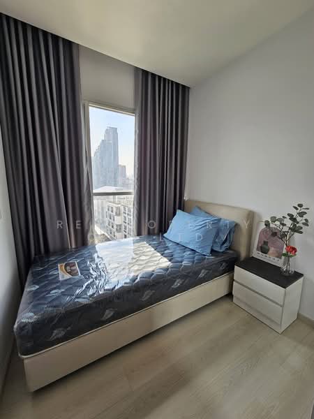 Life Ratchadapisek, Bangkok, 279 Ratchadapisaek Road, Huai Khwang, Huai Khwang, Bangkok, 2 Bedrooms, 65 sqm, Condo For Rent, by RE PROPERTY CO.,LTD., 500283579 - DDproperty.com