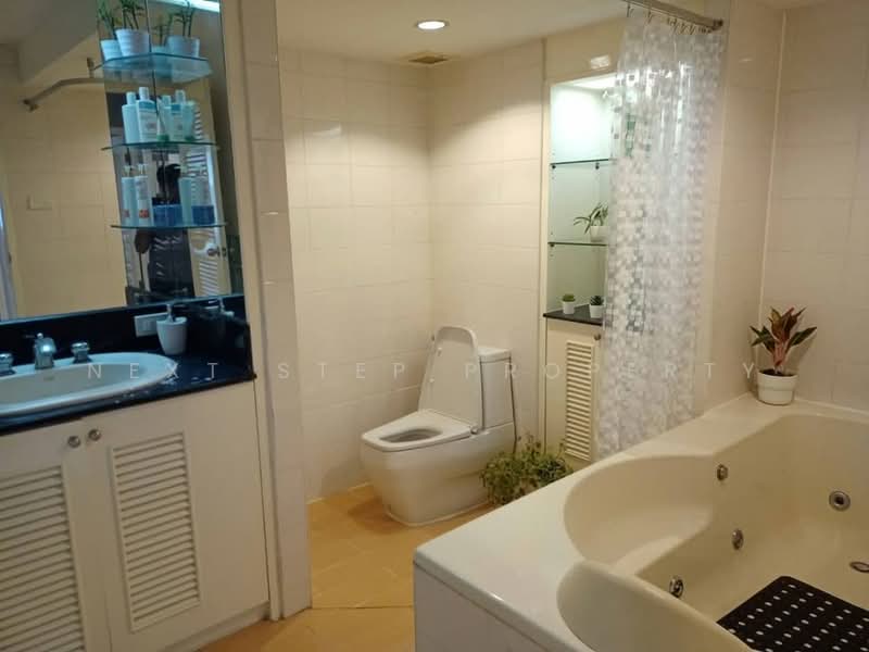 Supalai Place Sukhumvit 39, Bangkok, 175-179 Soi Sukhumvit 39 Sukhumvit Road, Khlong Tan Nua, Watthana, Bangkok, 2 Bedrooms, 142 sqm, Condo For Rent, by Next step property, 500283608 - DDproperty.com