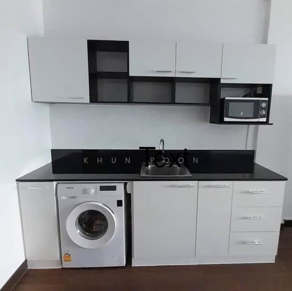 For Rent: Newly Renovated Townhome near BTS Bearing (SPSSR200), Bangkok, Bang Na Tai, Bang Na, Bangkok, 2 Bedrooms, 102 sqm, Townhouse For Rent, by Khun Poon, 500283622 - DDproperty.com