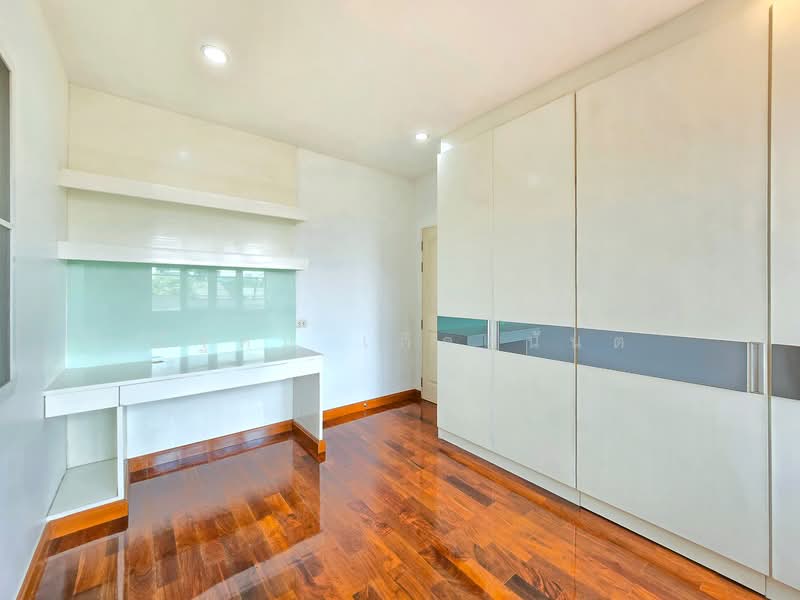 Laddarom Ratchaphruek-Pinklao, Bangkok, Ratchaphruek-Pinklao Road, Taling Chan, Taling Chan, Bangkok, 4 Bedrooms, 265 sqm, Single Detached House For Sale, by ณัฐคม เกิดอนันต์, 500283678 - ห้องนอน3 ลัดดารมย์ ราชพฤกษ์-ปิ่นเกล้า - DDproperty.com