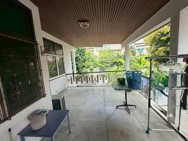 บ้านเดี่ยว 2 ชั้น 166 ตร.ว. บ้านเดี่ยว ใกล้บิ๊กซี ซูเปอร์เซ็นเตอร์ลาดพร้าว1 ซอยลาดพร้าว79, Bangkok, ถนนลาดพร้าว, Khlong Chaokhun Sing, Wang Thonglang, Bangkok, 3 Bedrooms, 600 sqm, Single Detached House For Sale, by คุณ พรหมภัสสร เจริญเชื้อตาพระ (แพม), 500283688 - DDproperty.com