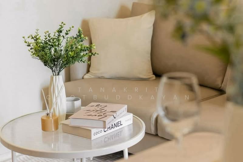 The Saint Residences Ladprao, Bangkok, 588 Vibhavadi-Rangsit Road, Jom Phon, Chatuchak, Bangkok, 1 Bedroom, 31 sqm, Condo For Rent, by Tanakrit Chotbuddkayan, 500283748 - DDproperty.com