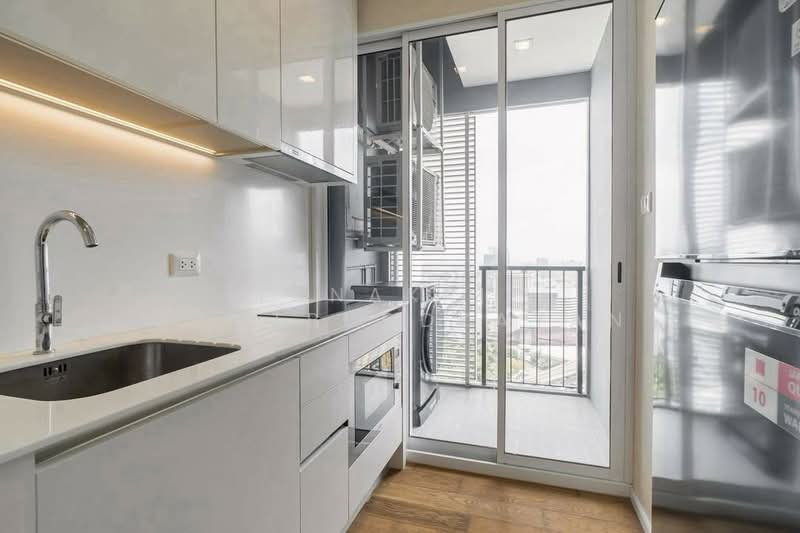 The Saint Residences Ladprao, Bangkok, 588 Vibhavadi-Rangsit Road, Jom Phon, Chatuchak, Bangkok, 1 Bedroom, 31 sqm, Condo For Rent, by Tanakrit Chotbuddkayan, 500283748 - DDproperty.com