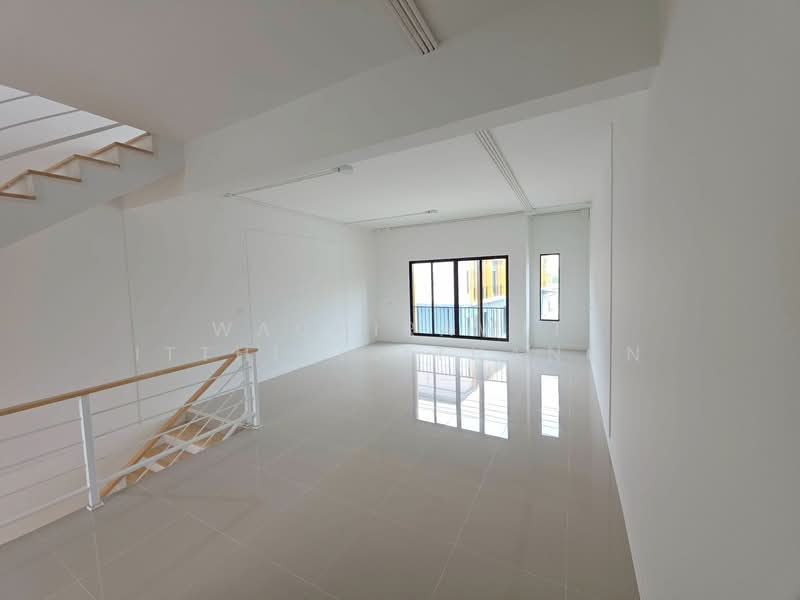 The Connect Biztown, Pathum Thani, ถนนกรุงเทพ-ปทุมธานี, Bang Dua, Muang Pathum Thani, Pathum Thani, , 187 sqm, Shophouse For Sale, by Wachirawit Itthisirithanon, 500283781 - DDproperty.com