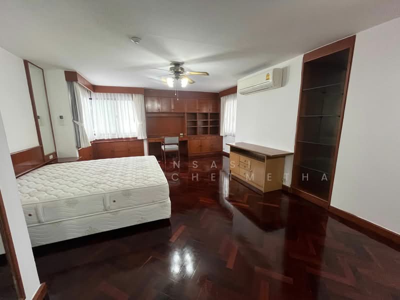 Four Wings Mansion, Bangkok, 32 Soi Sukhumvit 11, Khlongtoei Nua, Watthana, Bangkok, 2 Bedrooms, 220 sqm, Apartment For Rent, by Pensasi Ongphichetmetha, 500283789 - DDproperty.com