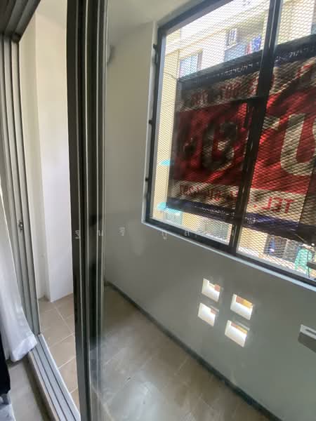 Asakan Place Ramkhamhaeng-Wongwean, Bangkok, Soi Ramkhamhaeng 147/2, Saphan Sung, Saphan Sung, Bangkok, 1 Bedroom, 30 sqm, Condo For Sale, by ณัฐนรี กูลแผ่น, 500283795 - DDproperty.com