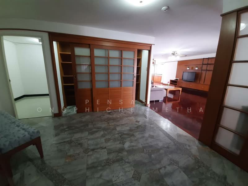 Four Wings Mansion, Bangkok, 32 Soi Sukhumvit 11, Khlongtoei Nua, Watthana, Bangkok, 3 Bedrooms, 220 sqm, Apartment For Rent, by Pensasi Ongphichetmetha, 500283805 - DDproperty.com