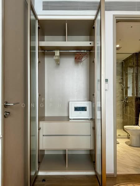 Fynn Asoke, Bangkok, 28 Sukhumvit 10 Alley, Khlong Toei, Khlong Toei, Bangkok, 2 Bedrooms, 41 sqm, Condo For Rent, by Pensasi Ongphichetmetha, 500283855 - DDproperty.com