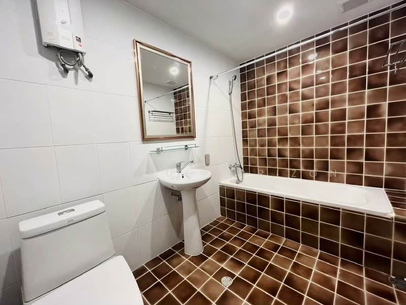 Acadamia Grand Tower, Bangkok, Soi Sukhumvit 43, Khlong Tan Nua, Watthana, Bangkok, 3 Bedrooms, 194 sqm, Condo For Sale, by Eastblue Horizon, 500283871 - DDproperty.com
