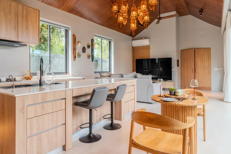 2 Bedroom Pool Villa in Saiyuan, Phuket, Rawai, Muang Phuket, Phuket, 2 Bedrooms, 220 sqm, Single Detached House For Rent, by Zest Real Estate, 500283879 - DDproperty.com