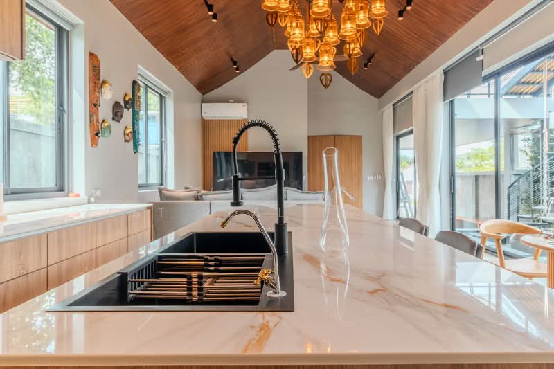 2 Bedroom Pool Villa in Saiyuan, ภูเก็ต, ราไวย์, เมืองภูเก็ต, ภูเก็ต, 220 ตร.ม., บ้านเดี่ยว ให้เช่า, โดย Zest Real Estate, 500283879 - DDproperty.com