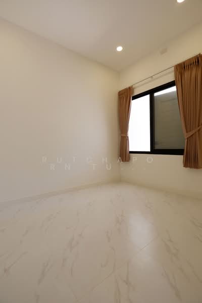 บ้านในโครงการ ให้เช่า – ใกล้เซ็นทรัลแอร์พอร์ต เพียง 10 นาที ค่าเช่า 23,000 บาท / เดือน No.9H1045, เชียงใหม่, ป่าแดด, เมืองเชียงใหม่, เชียงใหม่, 100 ตร.ม., บ้านเดี่ยว ให้เช่า, โดย Rutchaporn Tunsiri, 500283886 - DDproperty.com