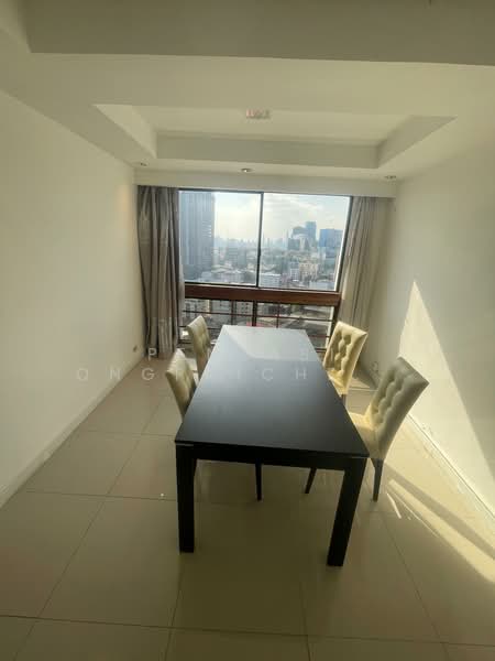 President Park Sukhumvit 24, Bangkok, 99 Sukhumvit 24 Alley, Khlongtoei Nua, Watthana, Bangkok, 3 Bedrooms, 223 sqm, Condo For Rent, by Pensasi Ongphichetmetha, 500283916 - DDproperty.com