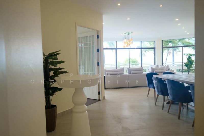 Bay View Resort, Chon Buri (Pattaya), Laem Chabang, Bang Lamung, Bang Lamung (Pattaya), Chon Buri (Pattaya), 3 Bedrooms, 370 sqm, Condo For Rent, by Pensasi Ongphichetmetha, 500283918 - DDproperty.com