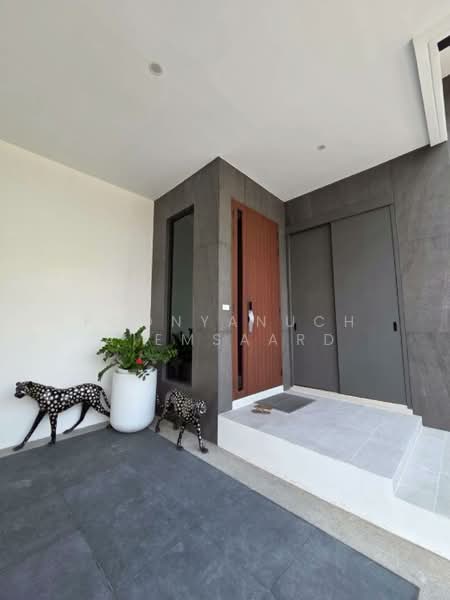 The Honor Yothinpattana, Bangkok, 3 Thanon Pho Kaeo, Khlong Chan, Bang Kapi, Bangkok, 5 Bedrooms, 4 sqm, Single Detached House For Sale, by Poonyanuch Aiemsaard, 500283924 - DDproperty.com