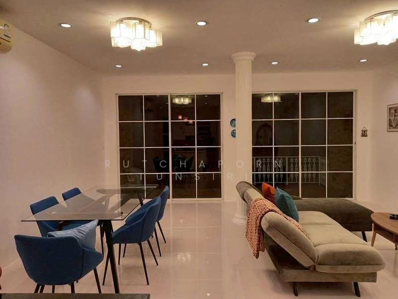 บ้านให้เช่า – ใกล้โรงเรียนนานาชาติเกรซ เพียง 5 นาที ค่าเช่า 22,000 บาท /เดือน รหัสทรัพย์ No.14H1079, Chiang Mai, Han Kaeo, Hang Dong, Chiang Mai, 3 Bedrooms, 150 sqm, Single Detached House For Rent, by Rutchaporn Tunsiri, 500283948 - DDproperty.com